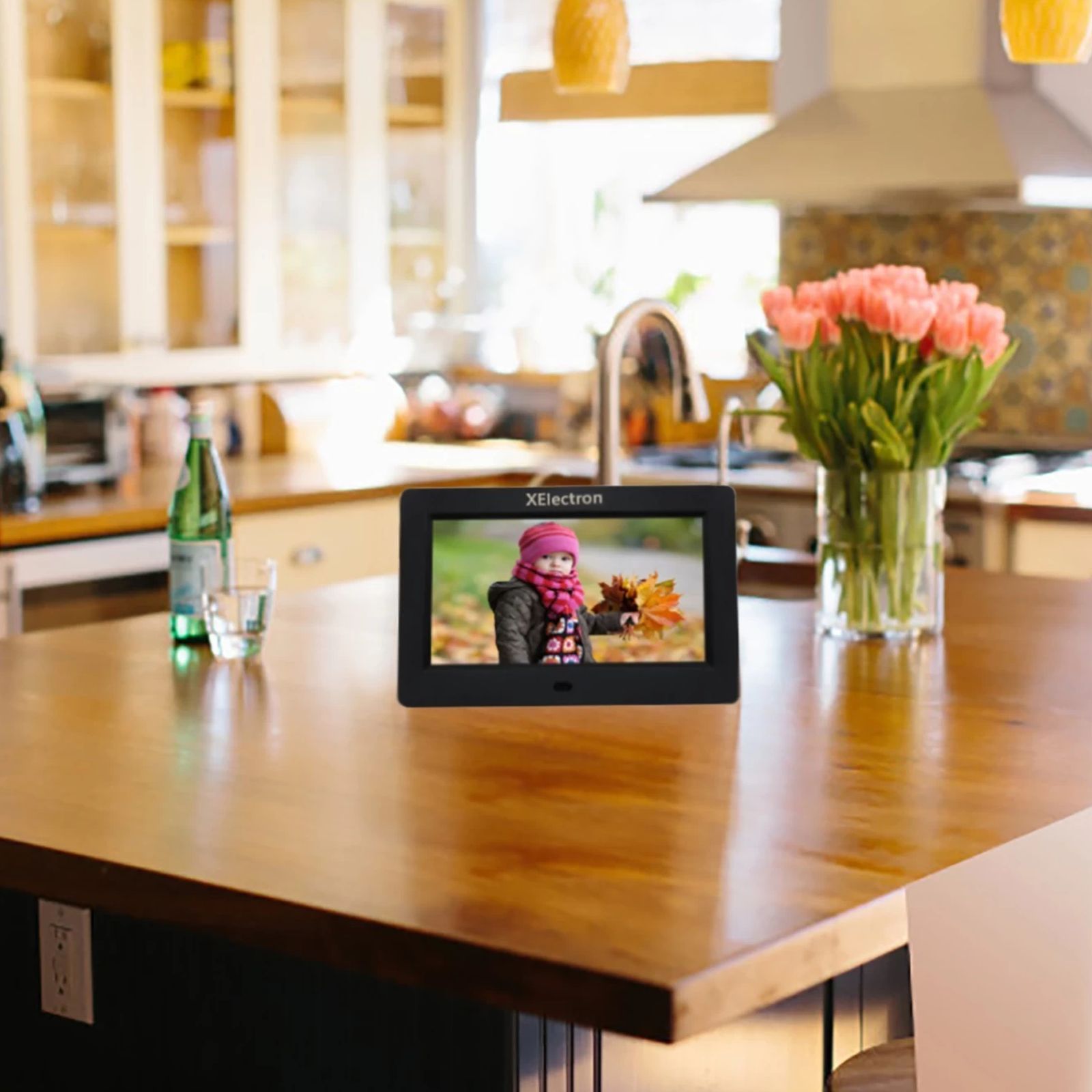 XElectron 17.78cm (7 Inches) Digital Photo Frame (Memory Upto 32GB, DPF702, Black)_4