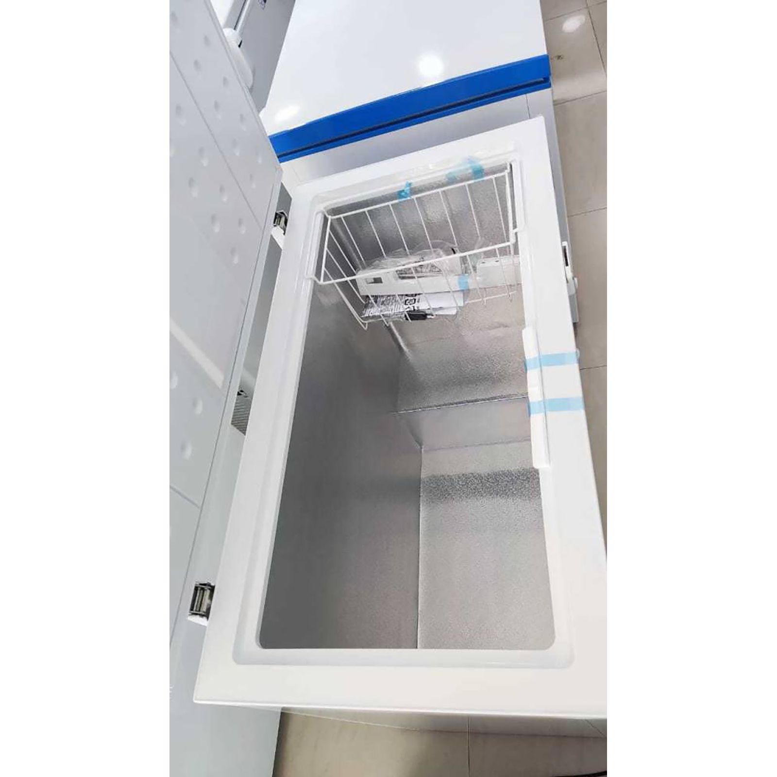 Blue Star 200 Litres Single Door Deep Freezer (Safety Lock, CHFSD200FHSW, White)_7
