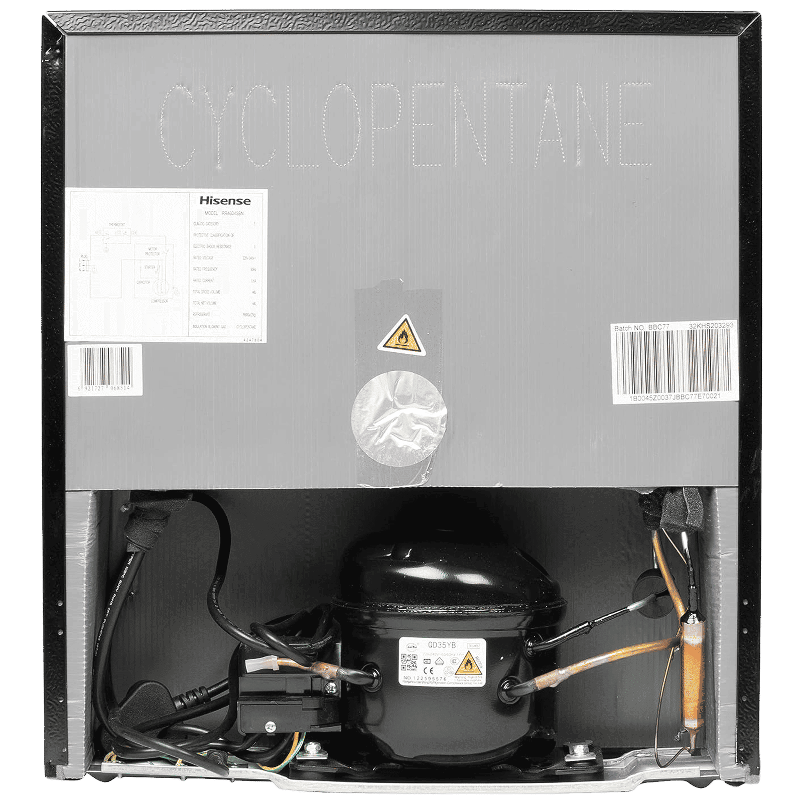 Hisense 45 Litres 4 Star Direct Cool Single Door Refrigerator with Separate Chiller Zone (RR46D4SBN, Black) Hisense 45 Litres 4 Star Direct Cool Single Door Refrigerator with Separate Chiller Zone (RR46D4SBN, Black)_7