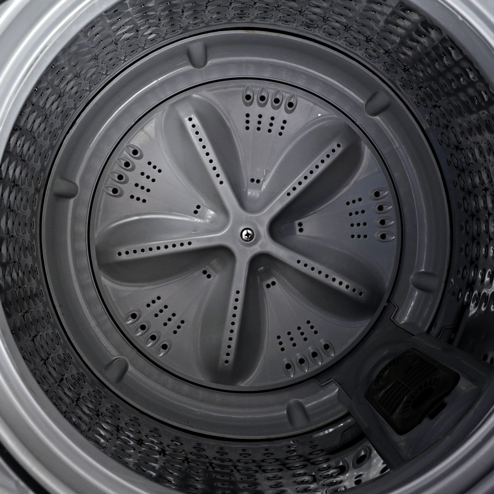 White Westinghouse 7.5 kg 5 Star Fully Automatic Top Load Washing Machine (HDT7500S, Water Reserve Technology, Grey)_7