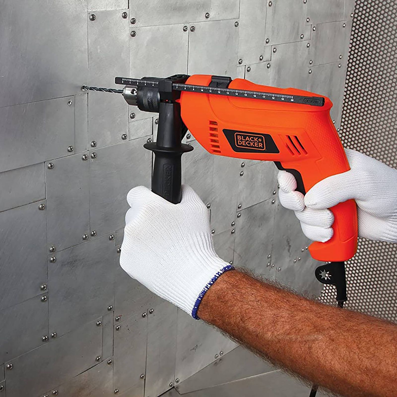 BLACK+DECKER HD555KA50 550 Watts Drill Kit (Lock-On Switch, Orange)_7