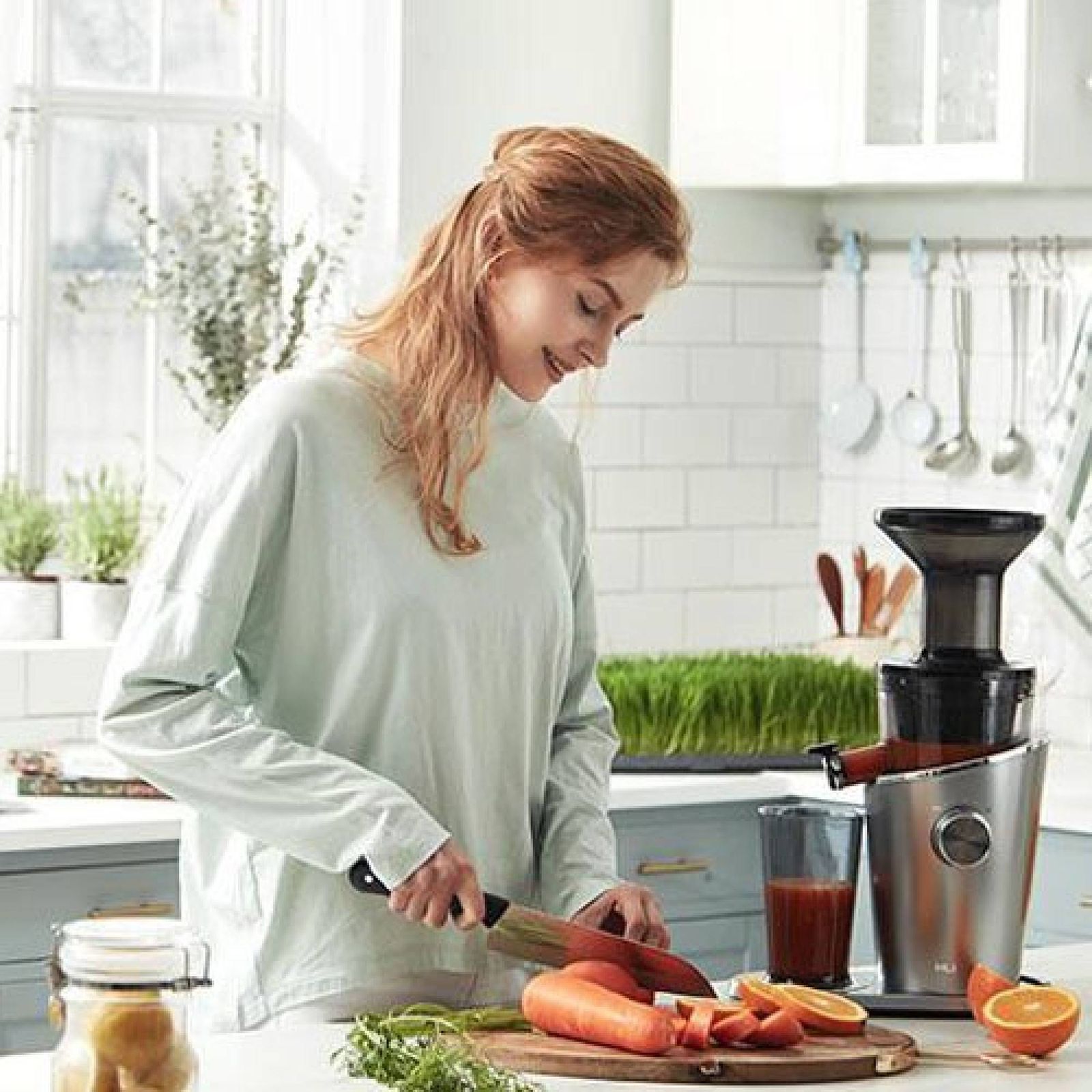 Hurom Easy Series 150 Watt Cold Press Juicer (43 RPM, Quiet Operation, Black Pearl)_15