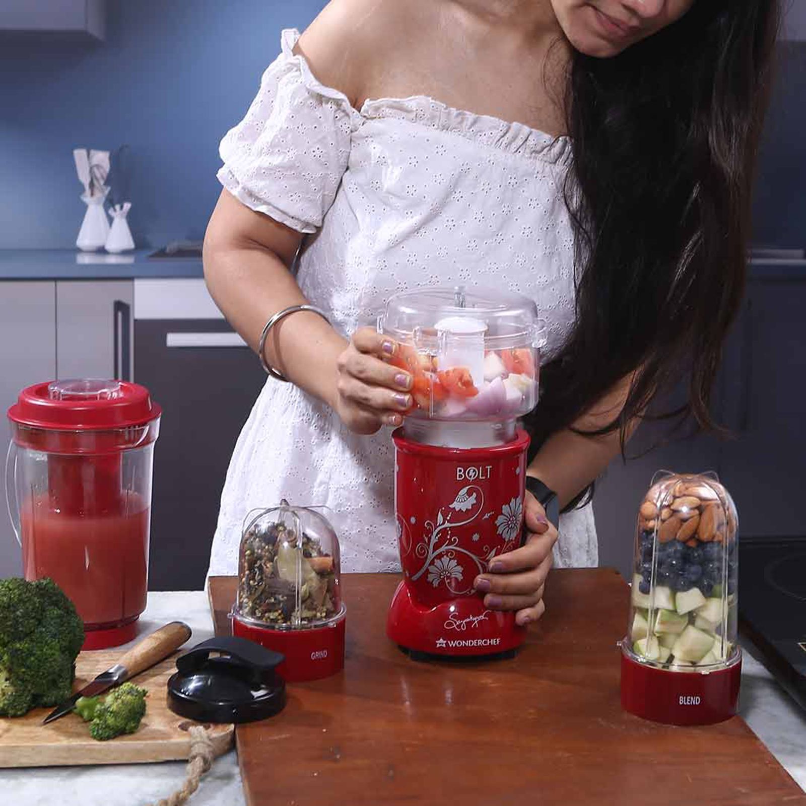 WONDERCHEF Nutri-Blend BOLT 600 Watt 4 Jars Mixer Grinder Blender (22000 RPM, Specialised Functions, Red)_10