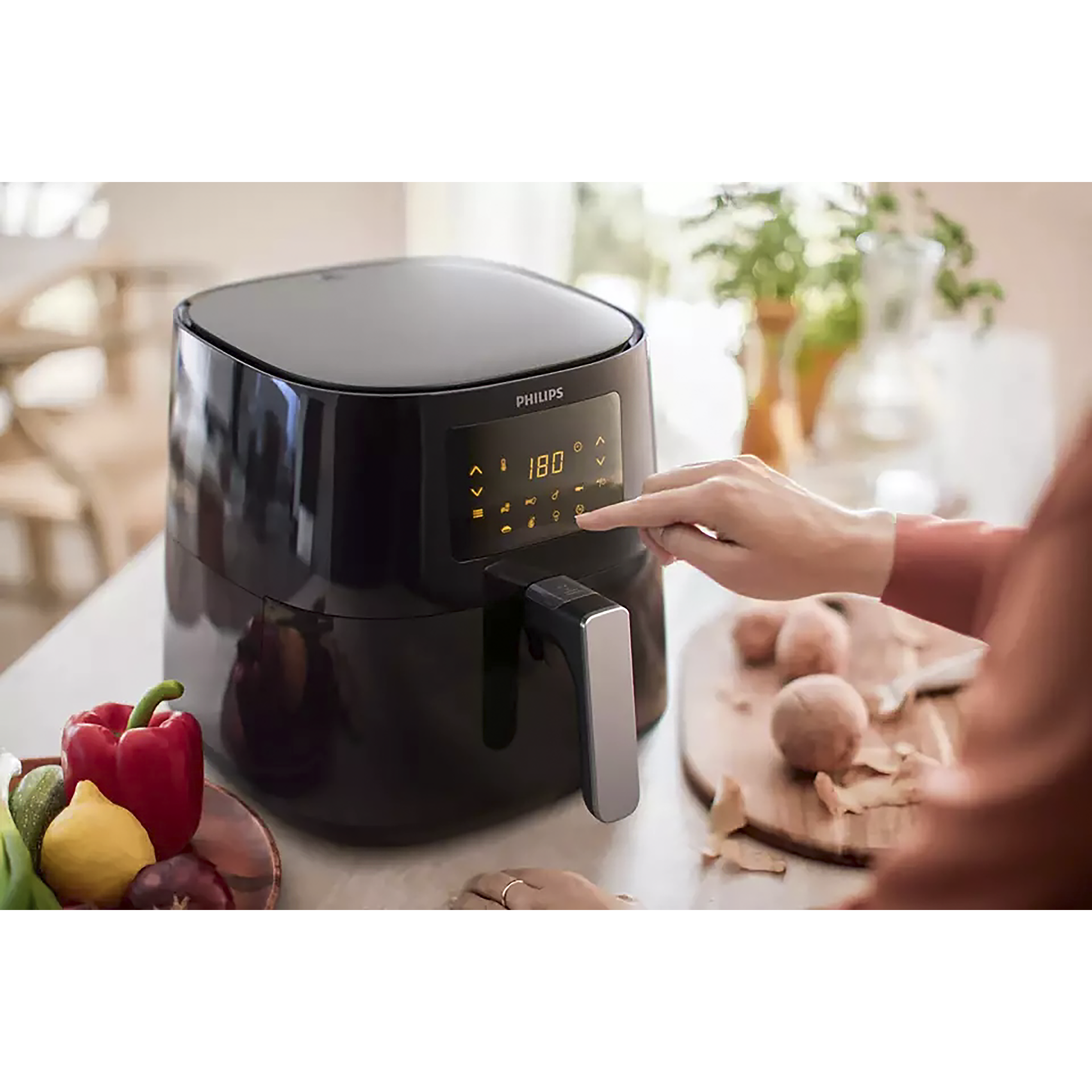 PHILIPS 6.2L 2000 Watt Digital Air Fryer with Rapid Air Technology (Black)_7
