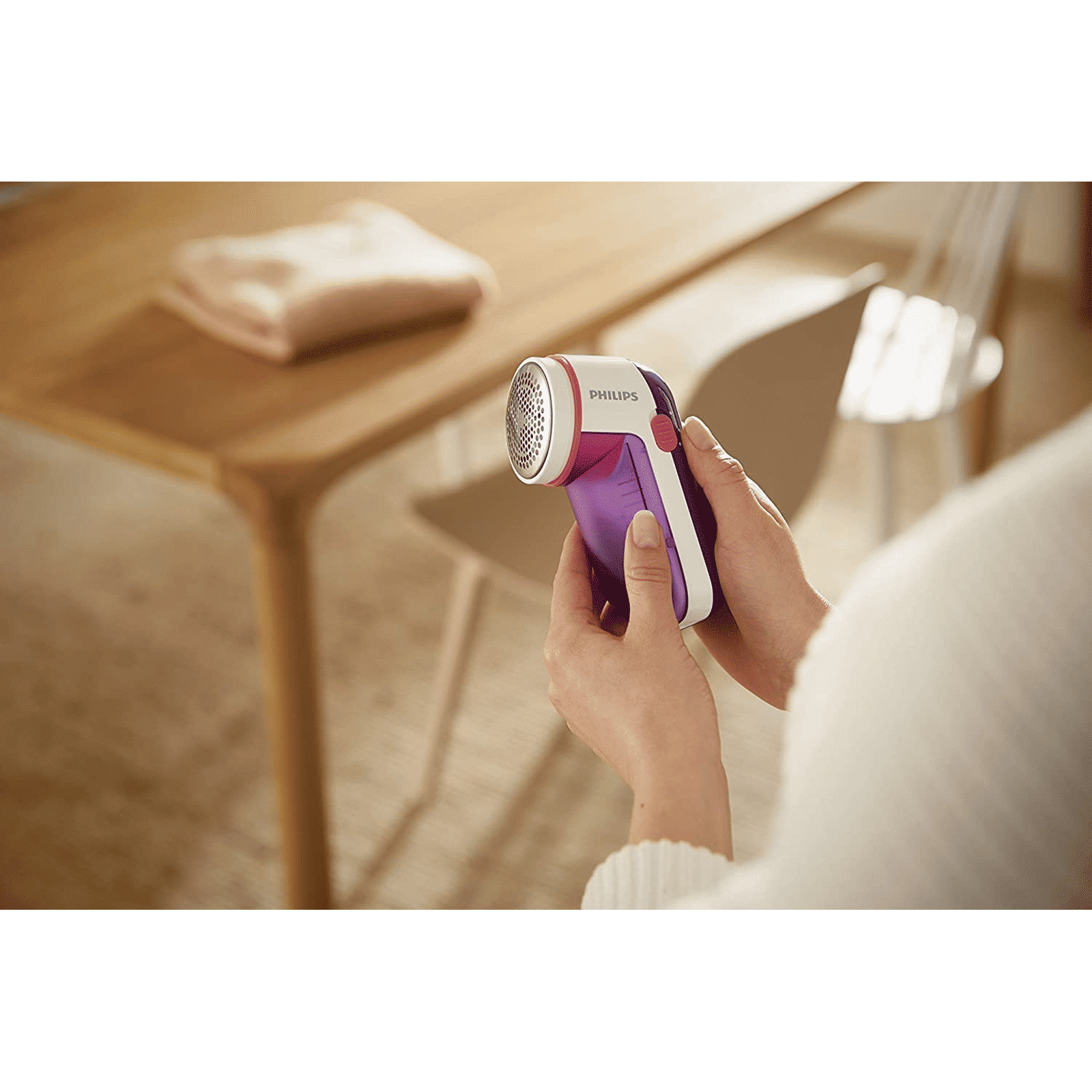 PHILIPS Fabric Shaver (GC026, Pink)_4