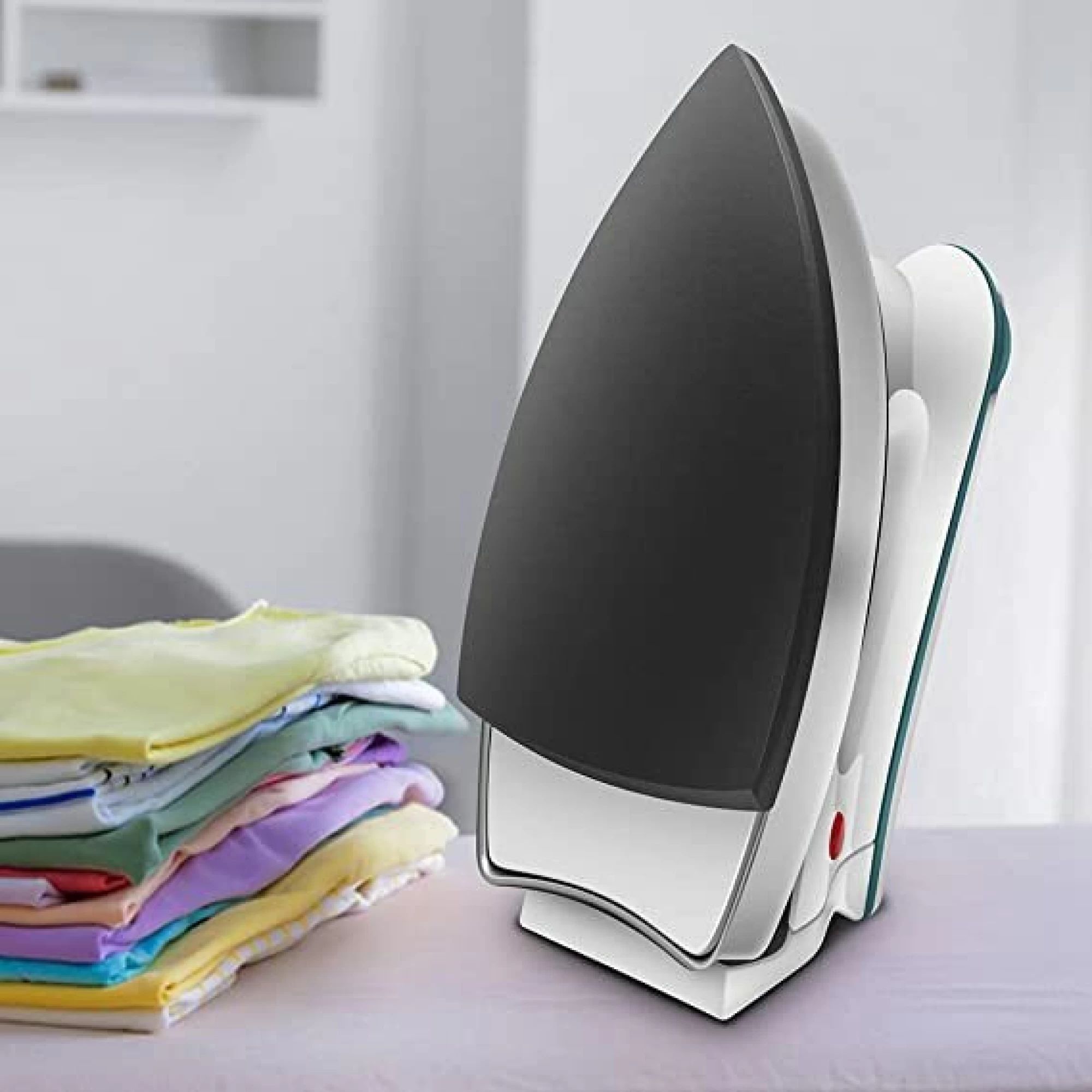 wipro Vesta GD203 1200 Watts Dry Iron (Antibacterial Aluminum Soleplate, VK123120, White) wipro Vesta GD203 1200 Watts Dry Iron (Antibacterial Aluminum Soleplate, VK123120, White)_3
