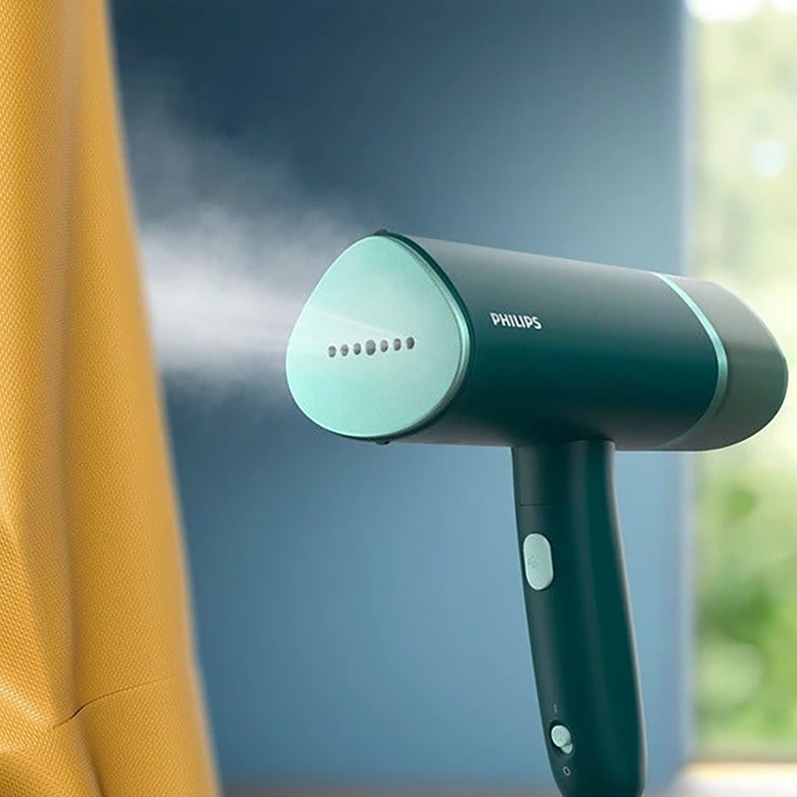 PHILIPS 1000 Watts Handheld Garment Steamer (120ml Water Tank, Drip Stop, Green)_9