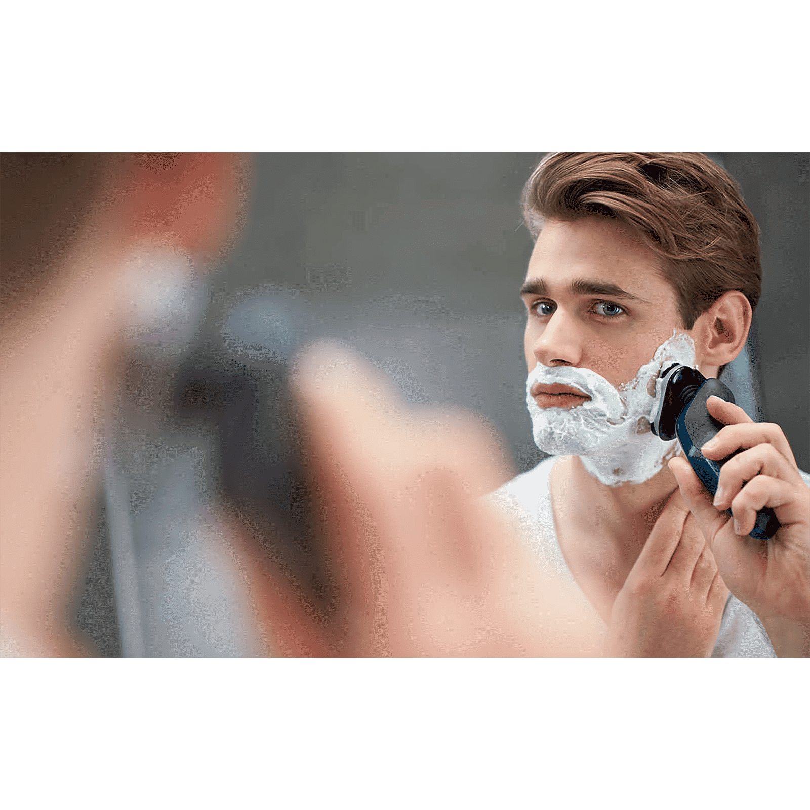 Philips AquaTouch Cordless Wet and Dry Shaver for Beard for Men (45Mins Runtime, Multiprecision Blade System, Neptune Blue and Charcoal Grey)_11