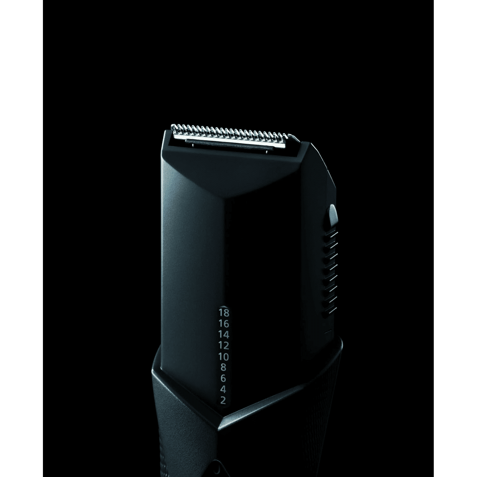 Panasonic ER-GB30 Cordless Dry Trimmer for Body Grooming, Beard & Moustache with 8 Length Settings for Men (30mins Runtime, Quick Adjust Dial, Black)_10