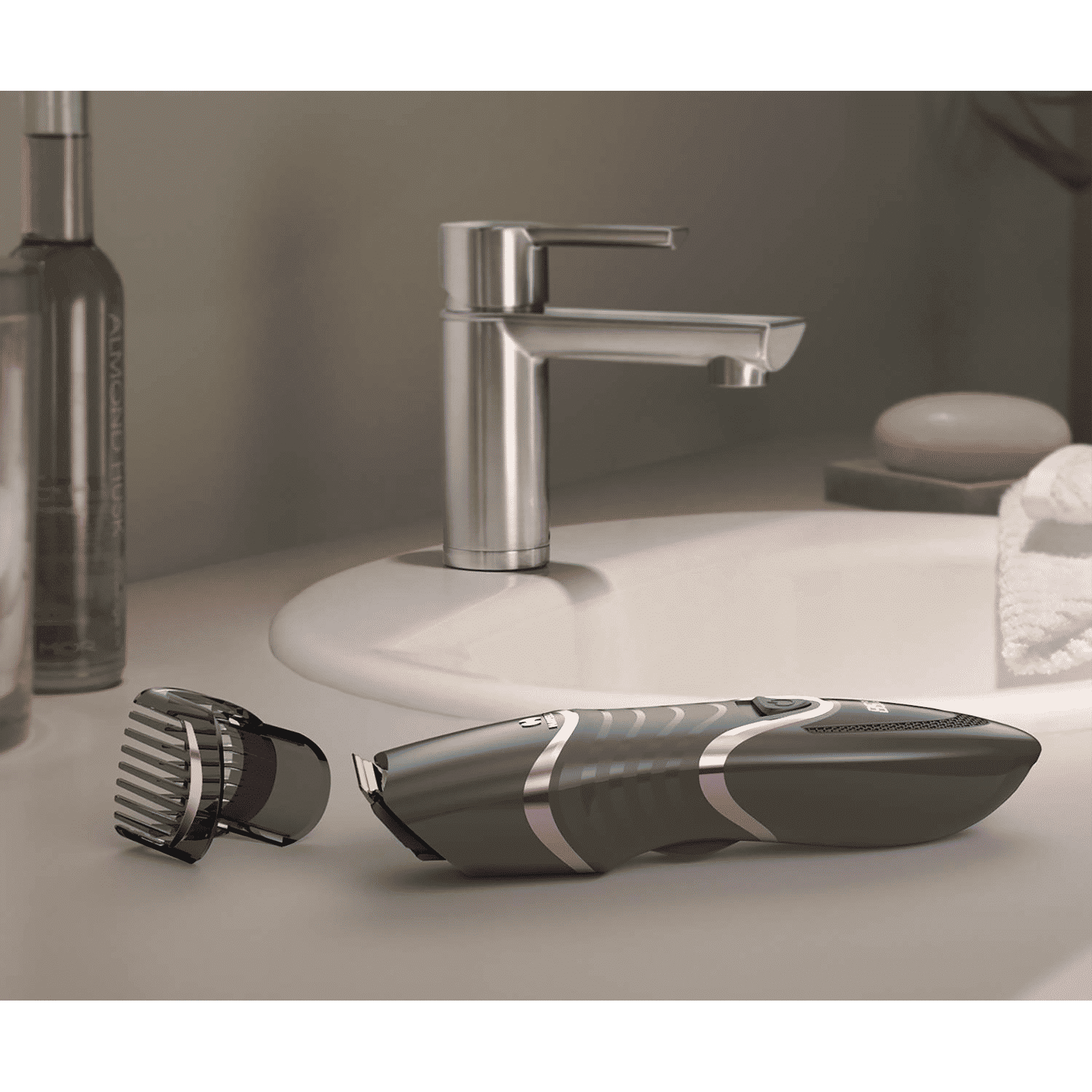 HAVELLS BT9010 Cordless Dry Trimmer for Beard with 20 Length Settings for Men (Nickel Metal Hydride Battery, Black)_16