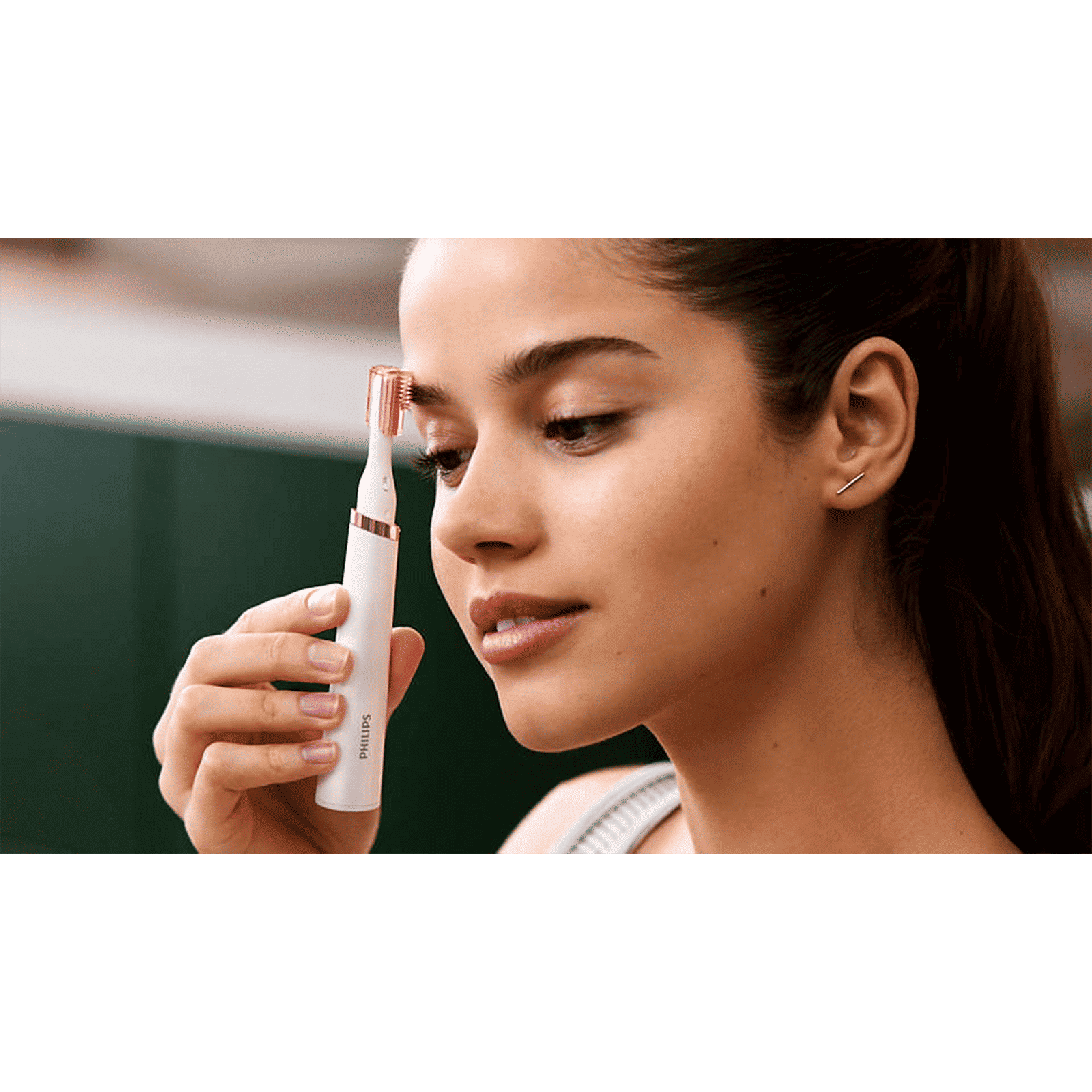 PHILIPS Touch-up Cordless Dry Trimmer for Eyebrow & Facial Hair with 2 Length Settings for Women (60mins Runtime, Precise Face Attachment, Ceramic Pearl White)_5