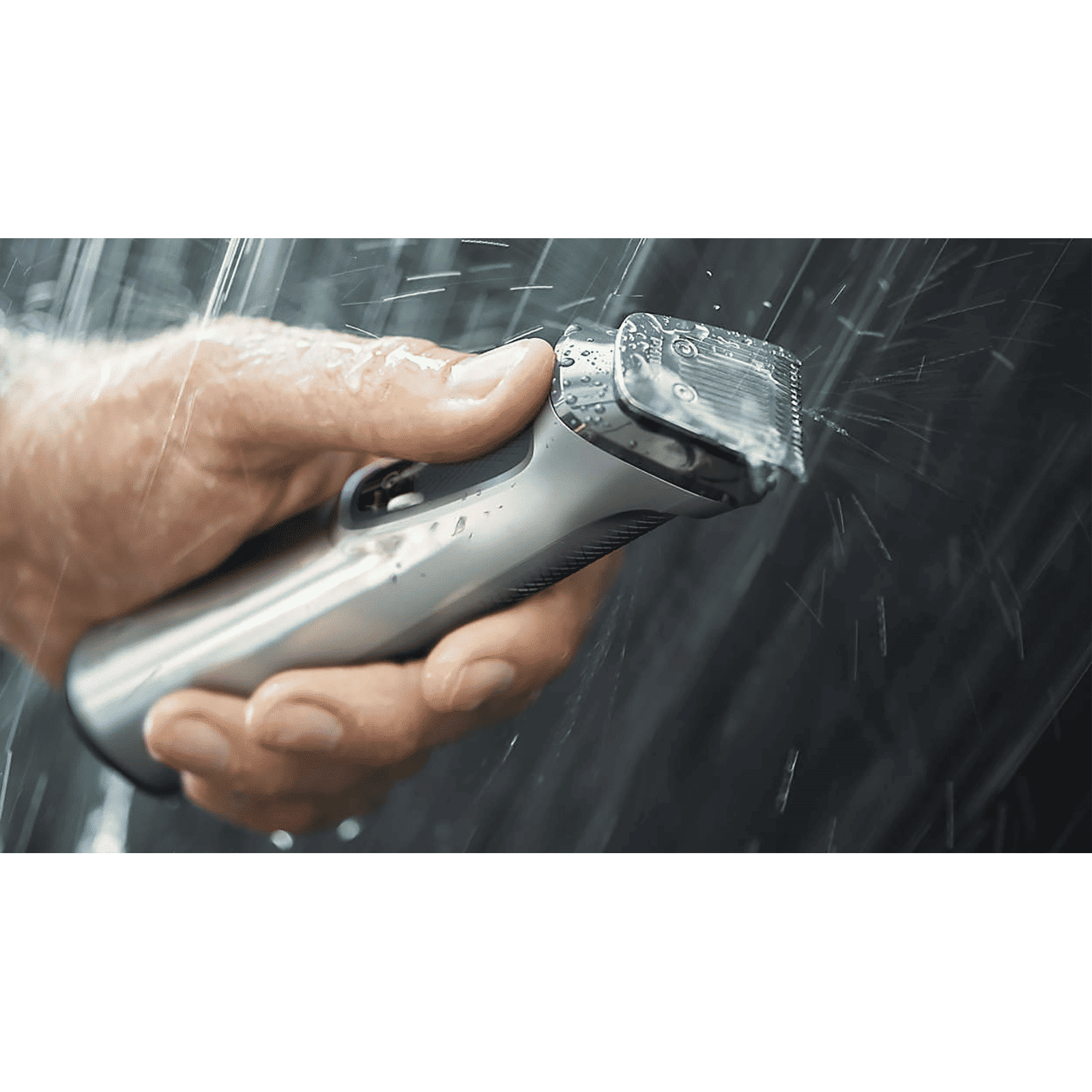 PHILIPS Series 7000 13-in-1 Rechargeable Cordless Grooming Kit for Face, Hair & Body for Men (120min Runtime, DualCut Technology, Silver) PHILIPS Series 7000 13-in-1 Rechargeable Cordless Grooming Kit for Face, Hair & Body for Men (120min Runtime, DualCut Technology, Silver)_6