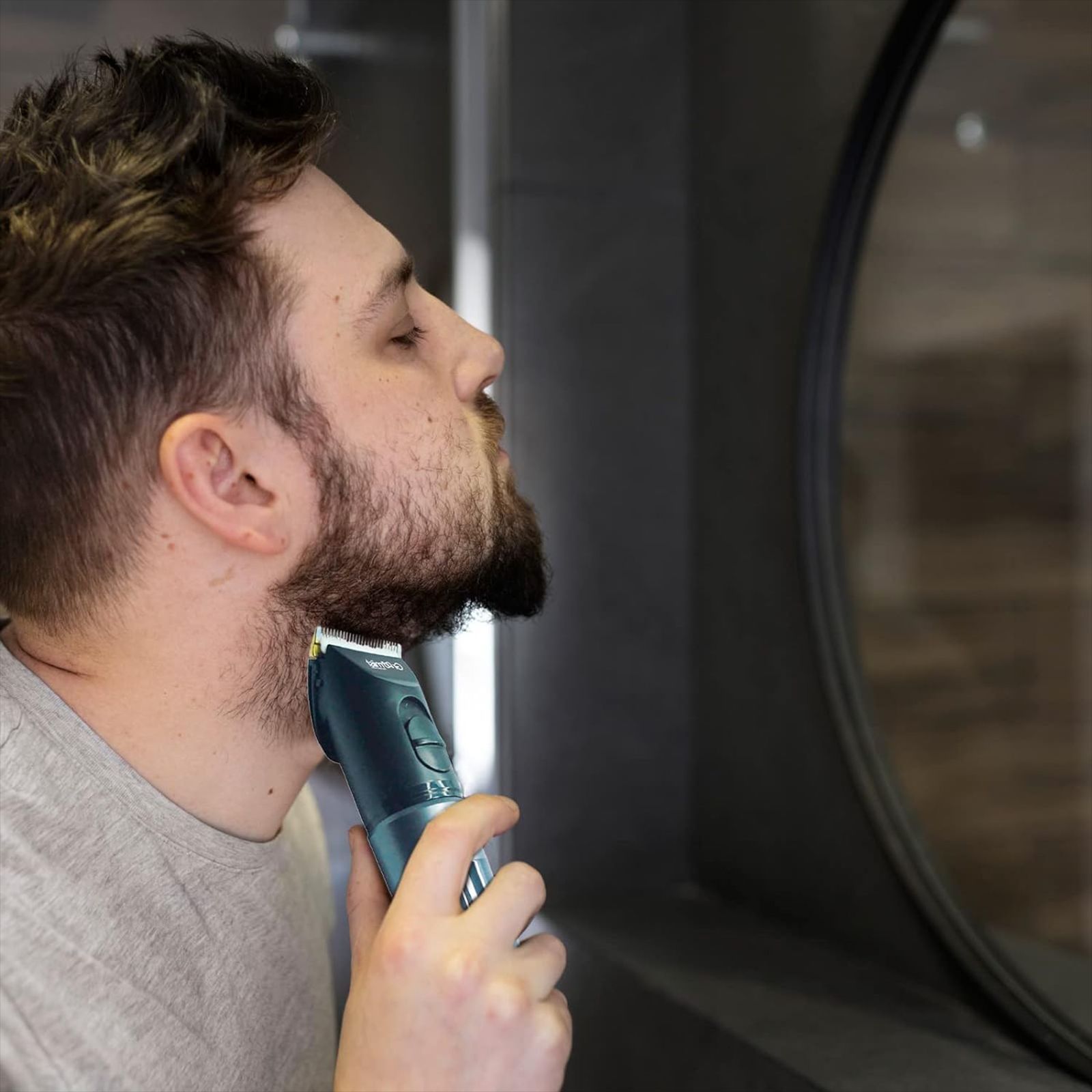 Groomiist Gold Series Rechargeable Corded & Cordless Dry Trimmer for Hair Clipping, Beard & Moustache with 5 Length Settings for Men (180min Runtime, Quick Charging Dock, Black)_3