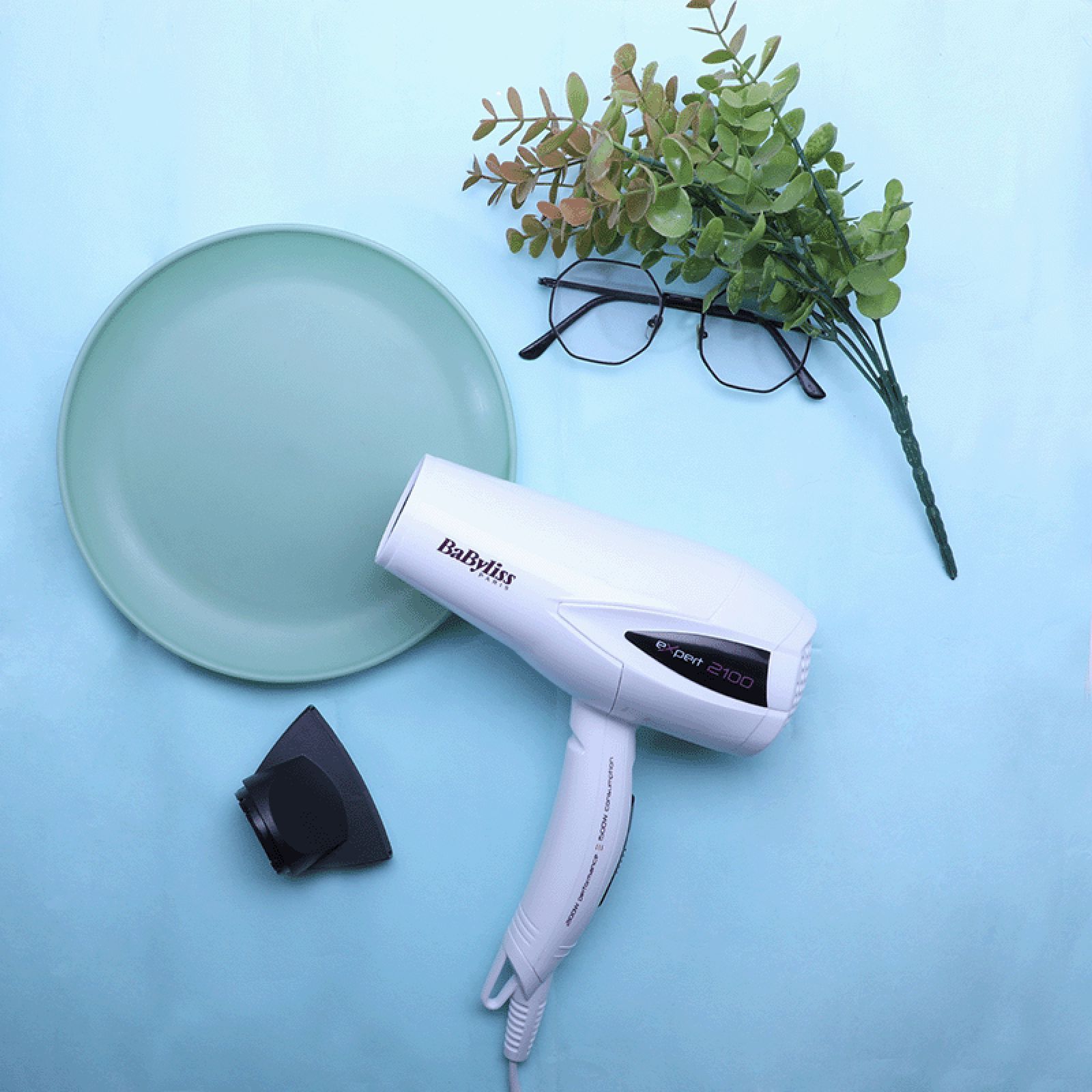 BaByliss D322WE Hair Dryer with 2 Heat Settings (Adjustable Diffuser, White)_7