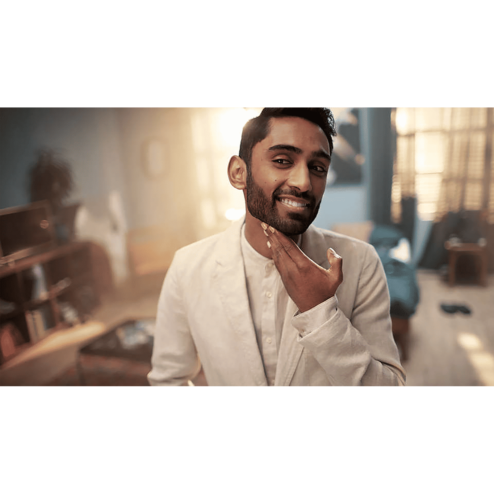 PHILIPS BT3302/15 Rechargeable Cordless Dry Trimmer for Beard and Body with 10 Length Settings for Men (60mins Runtime, Stainless Steel Blade, Black and Grey)_8