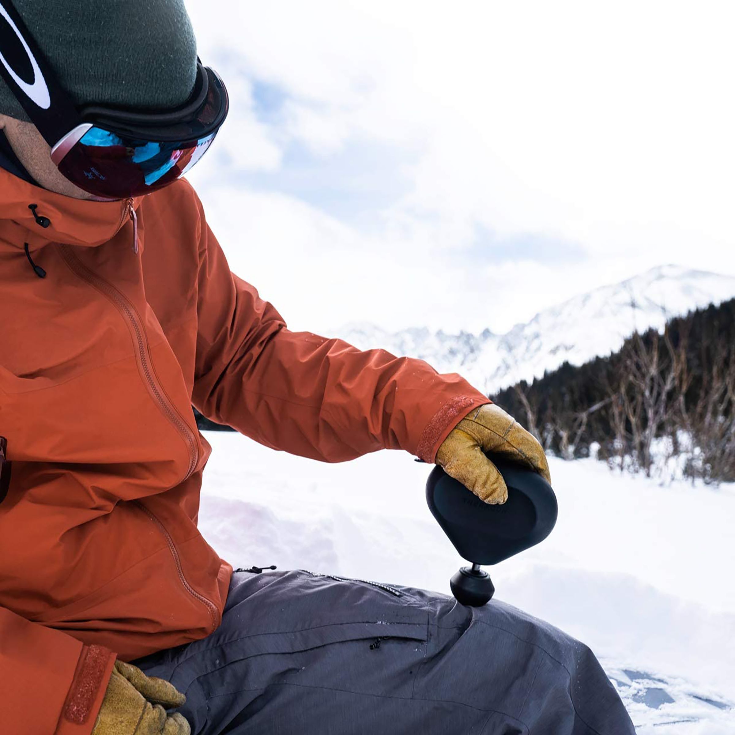 Therabody Theragun Mini Full Body Massager (QuietForce Technology, 150 Minutes Battery Life, G4-MINI-BLK, Black)_5