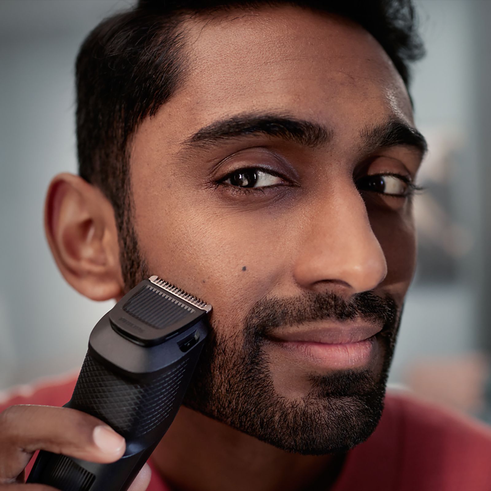 PHILIPS 3000 Series Rechargeable Cordless Wet & Dry Trimmer for Beard & Moustache with 20 Length Settings for Men (60min Runtime, LED Charge Indicator, Wine)_8
