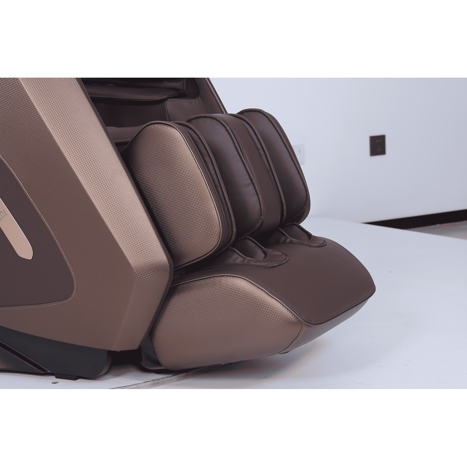 Croma AH3505 Full Body Massager (Voice Control, CRSHFBMMRA343501, Brown) Croma AH3505 Full Body Massager (Voice Control, CRSHFBMMRA343501, Brown)_8