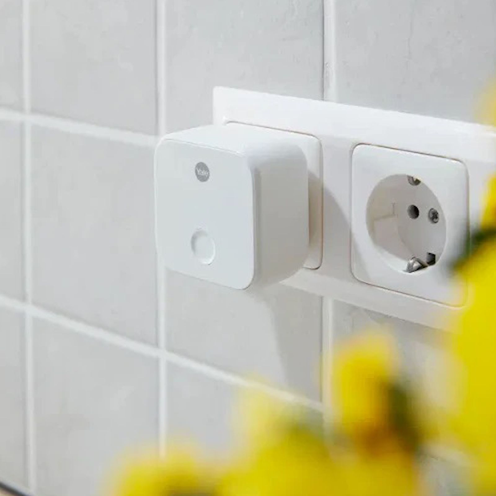 Yale Access WIFI B Smart Locks For Private Space (Monitor Access, White) Yale Access WIFI B Smart Locks For Private Space (Monitor Access, White)_4