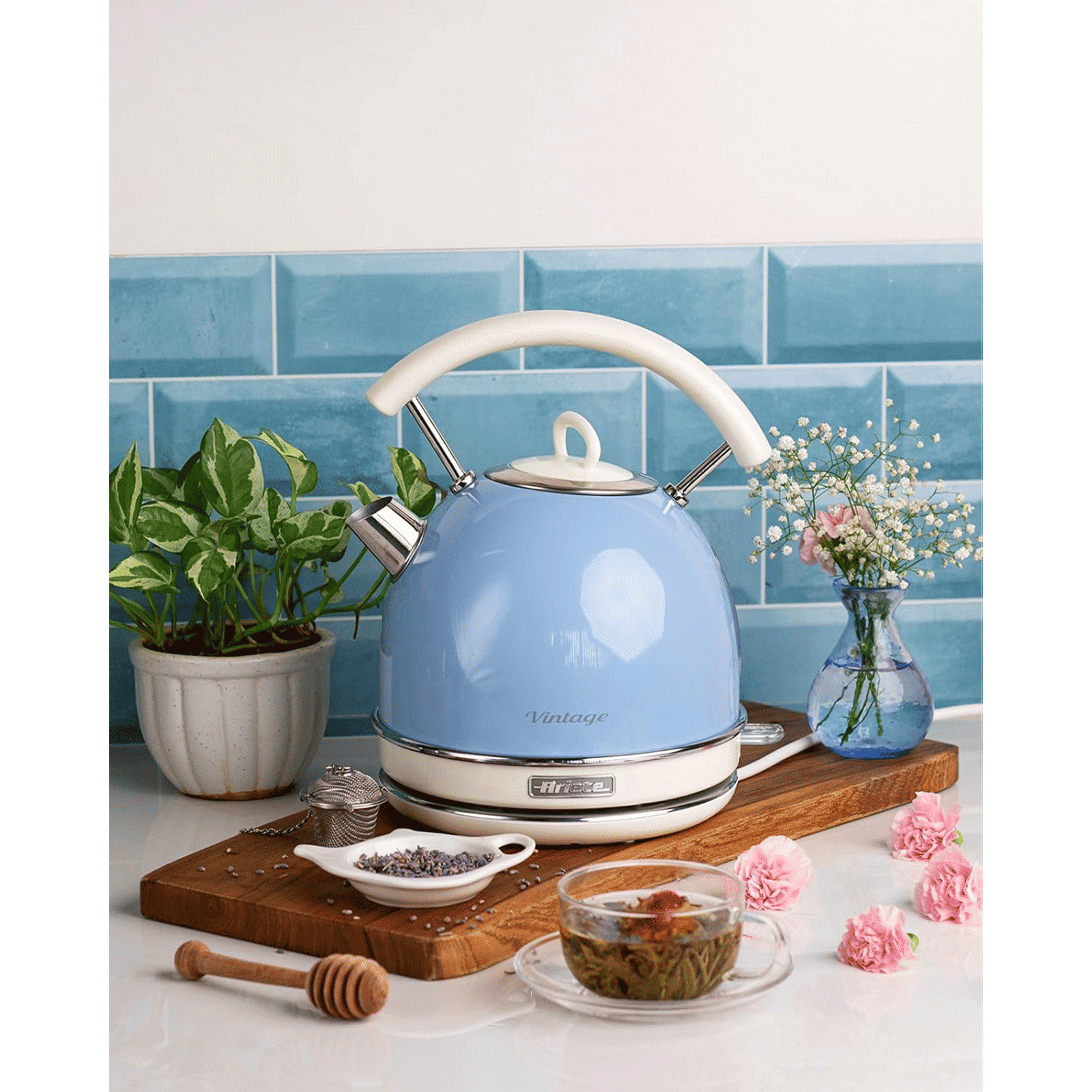 Ariete Vintage Dome 2000 Watt 1.7 Litre Electric Kettle with 360 Degree Rotating Base (Blue)_8