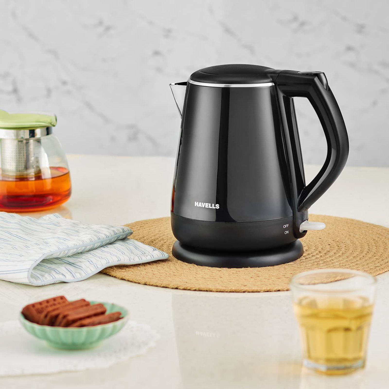 HAVELLS Aqua Plus 1250 Watt 1.2 Litre Electric Kettle with Cool Touch Outer Body (Black) HAVELLS Aqua Plus 1250 Watt 1.2 Litre Electric Kettle with Cool Touch Outer Body (Black)_21