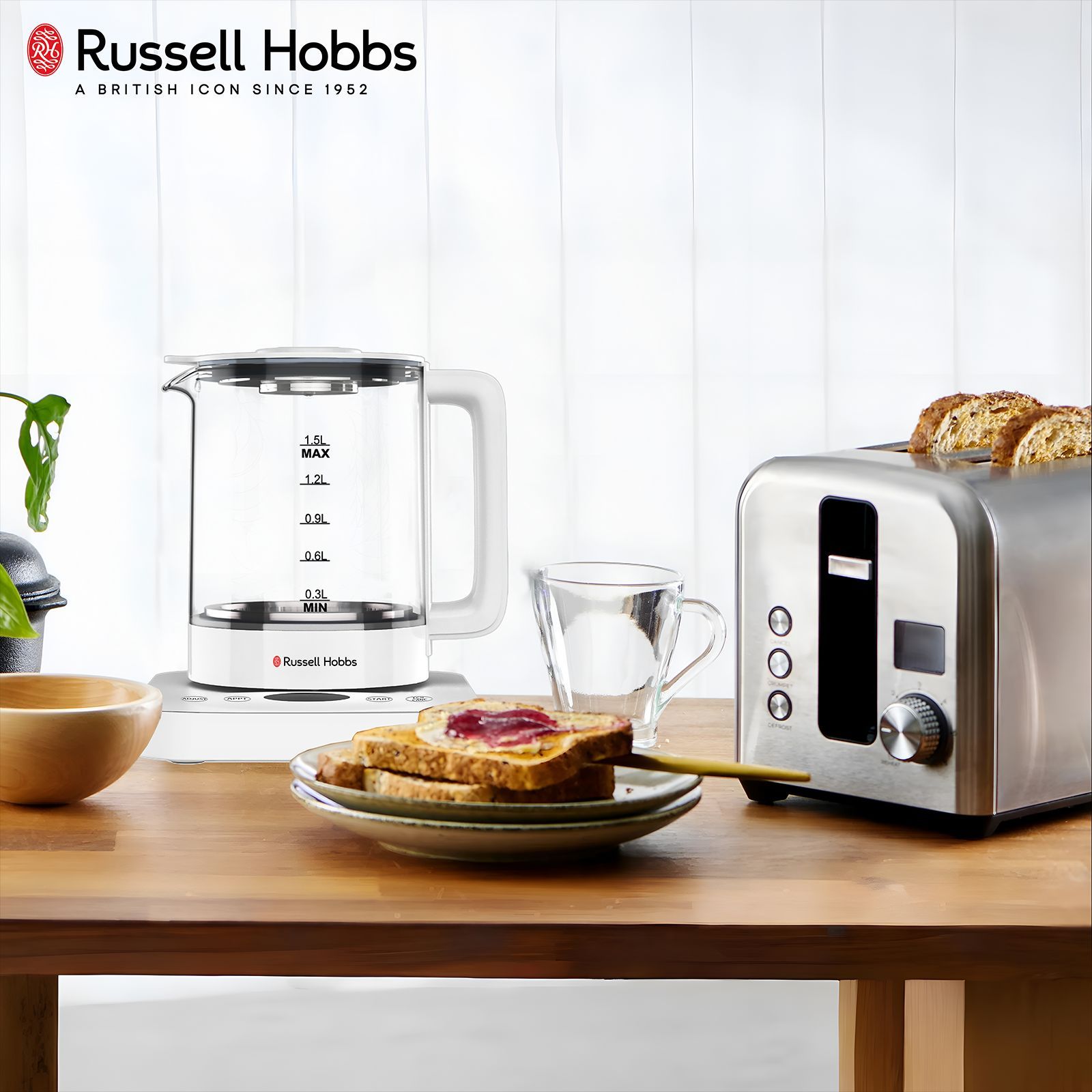 Russell Hobbs AuraLite 800 Watt 1.5 Litre Electric Kettle with Auto Shut Off (White)_8