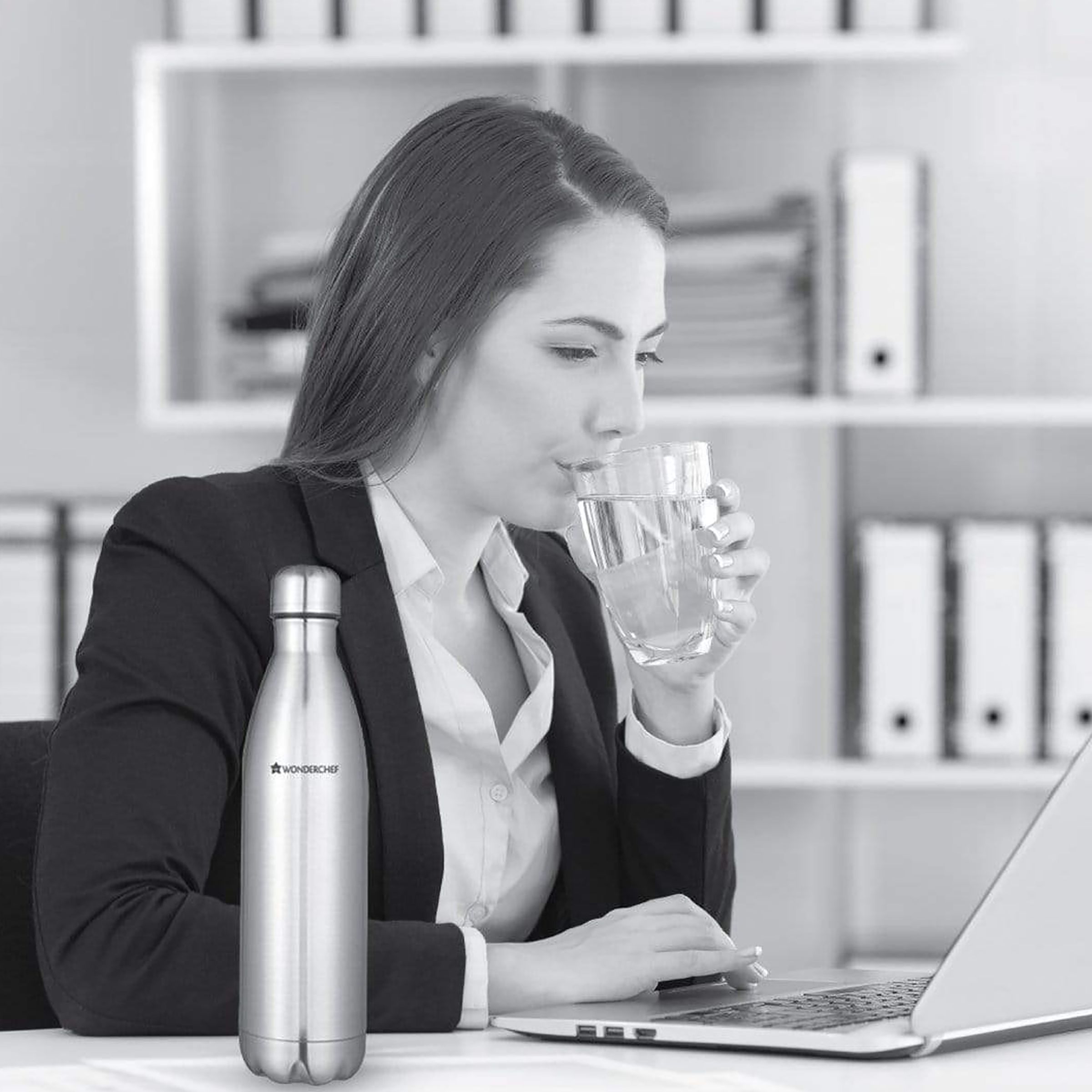 WONDERCHEF Aqua-Bot 0.5 Litres Stainless Steel Water Bottle (Vacuum Insulation, Silver)_11