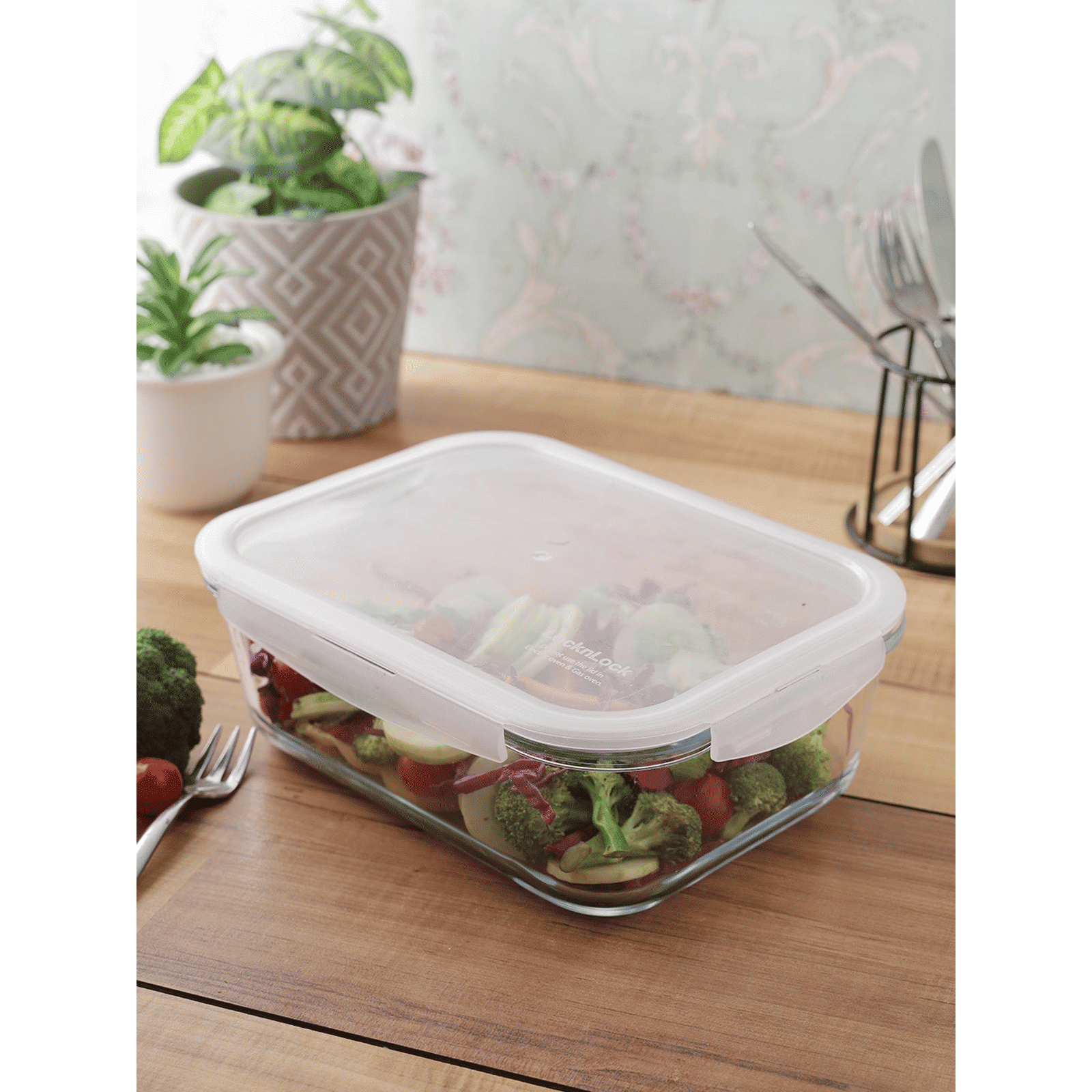 LocknLock 2 Litres Rectangular Glass Storage Container (Heat Resistant, LLG455, Transparent)_6