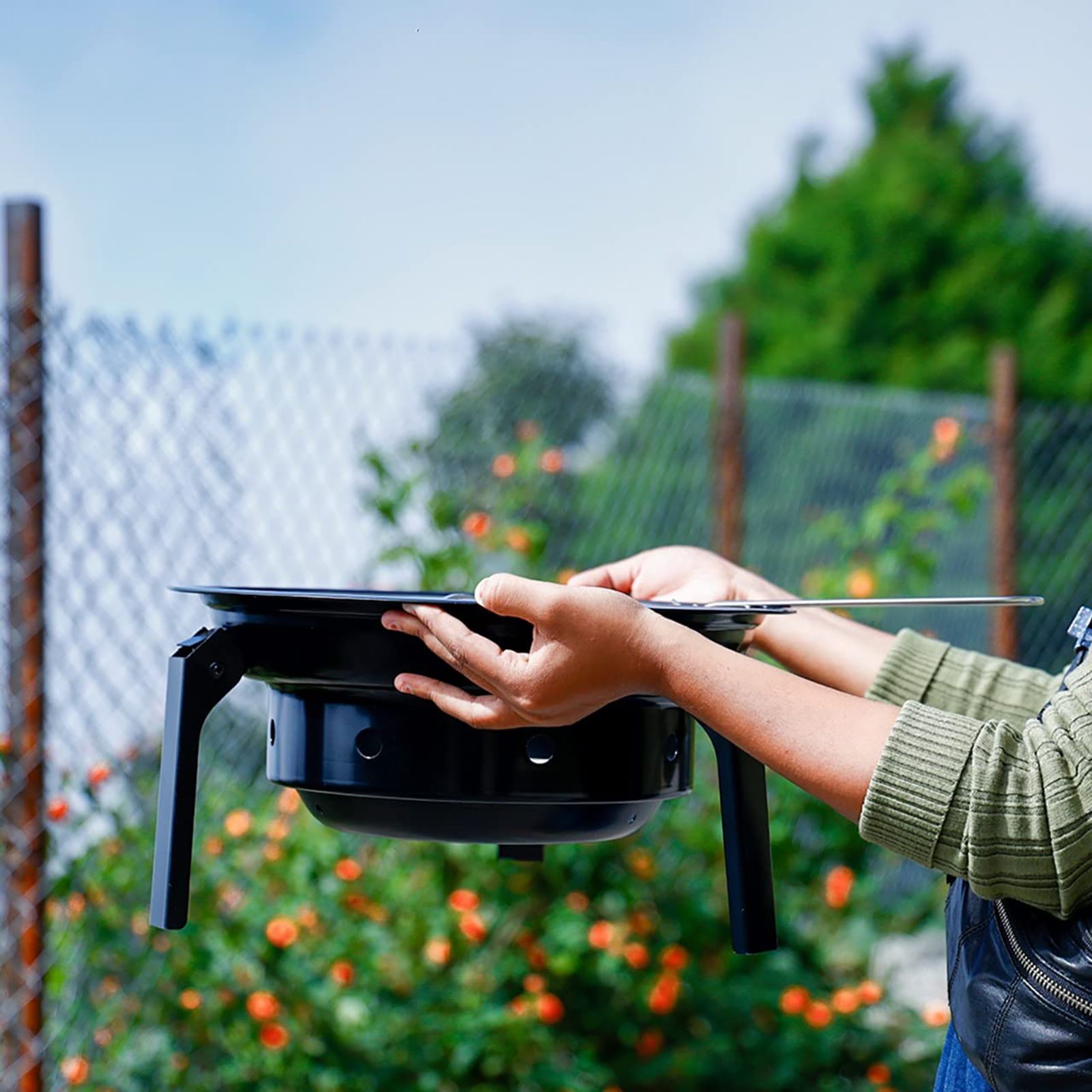 Peng Essential Foldable Charcoal Barbeque Grill (Corrosion Resistant) Peng Essential Foldable Charcoal Barbeque Grill (Corrosion Resistant)_11