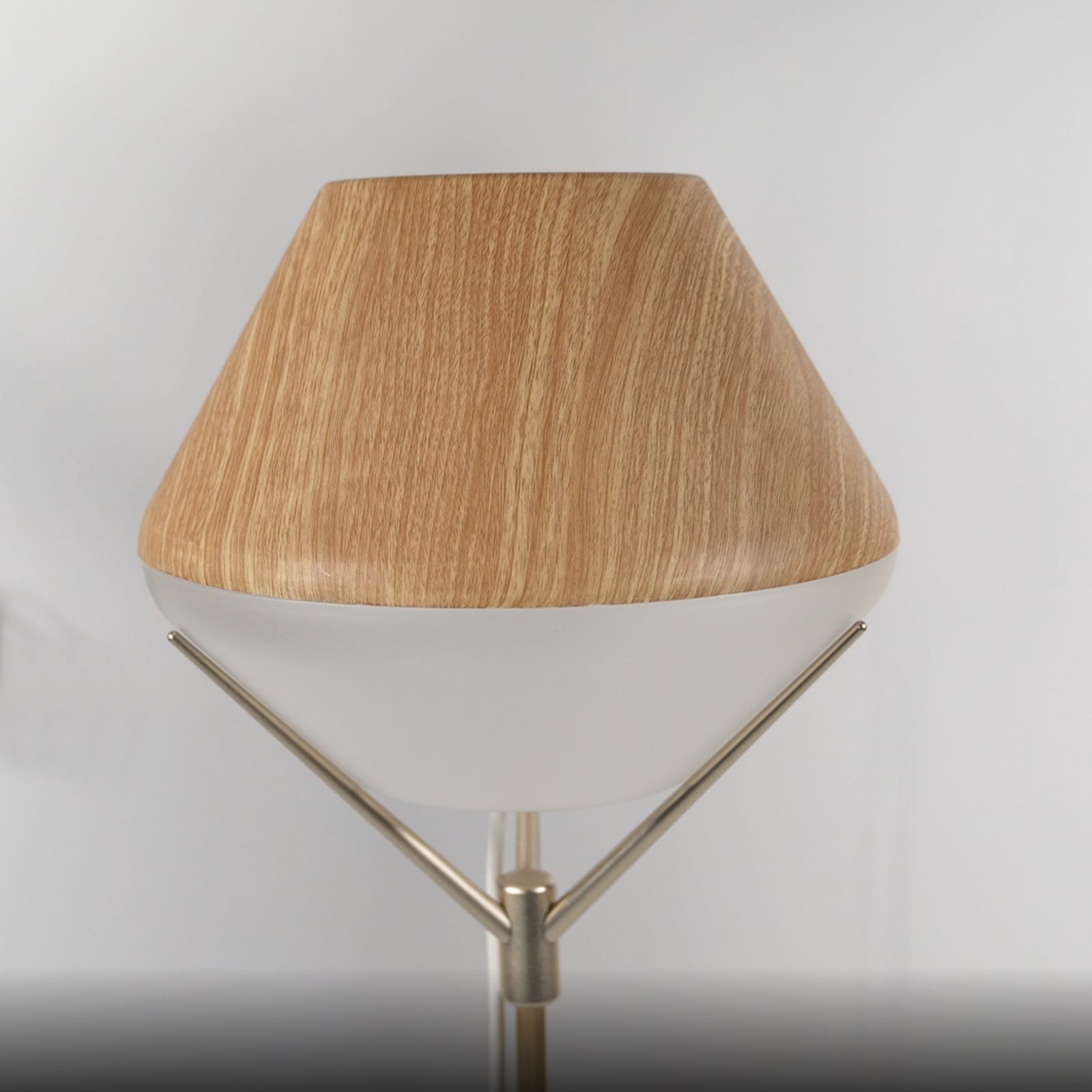 DesignNest Tulip 5 Watts Lamp Shades (450 Lumens, 2700K Color Temperature, 10420LW/EULSTS, Wood) DesignNest Tulip 5 Watts Lamp Shades (450 Lumens, 2700K Color Temperature, 10420LW/EULSTS, Wood)_3