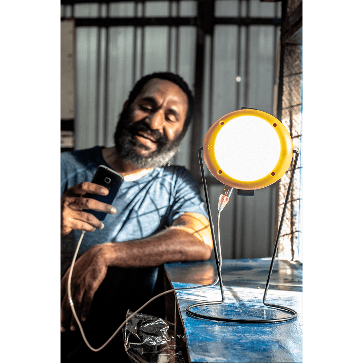 sun king Pro 300 2.08 Watts LED Solar Lamp (300 Lumens, Polycrystalline Solar Panel, SK-333, Yellow/White)_9