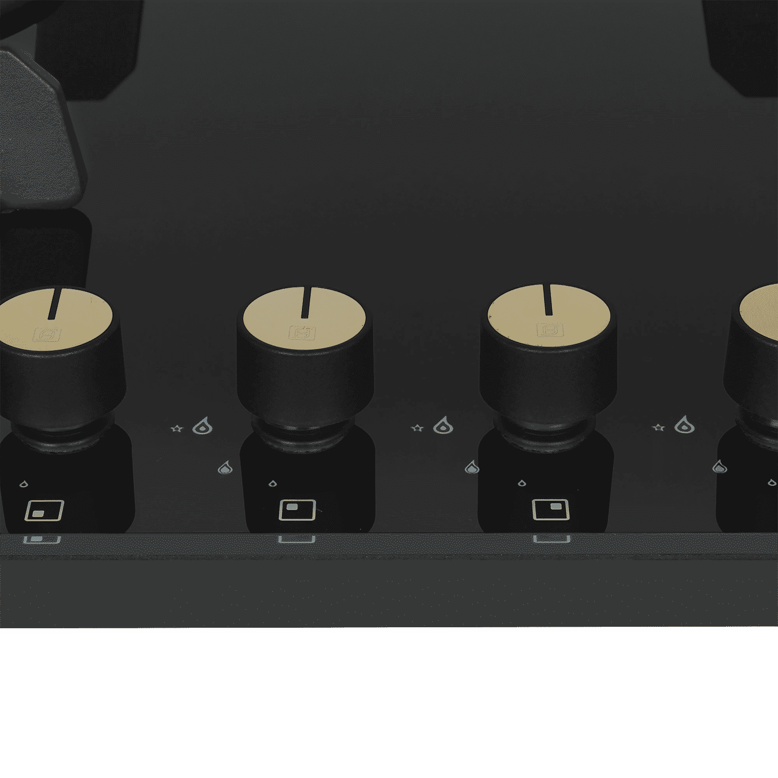 Faber Maxus HT784 CRS BR CI AI Toughened Glass Top 4 Burner Automatic Hob (High Quality Knob, Black)_5