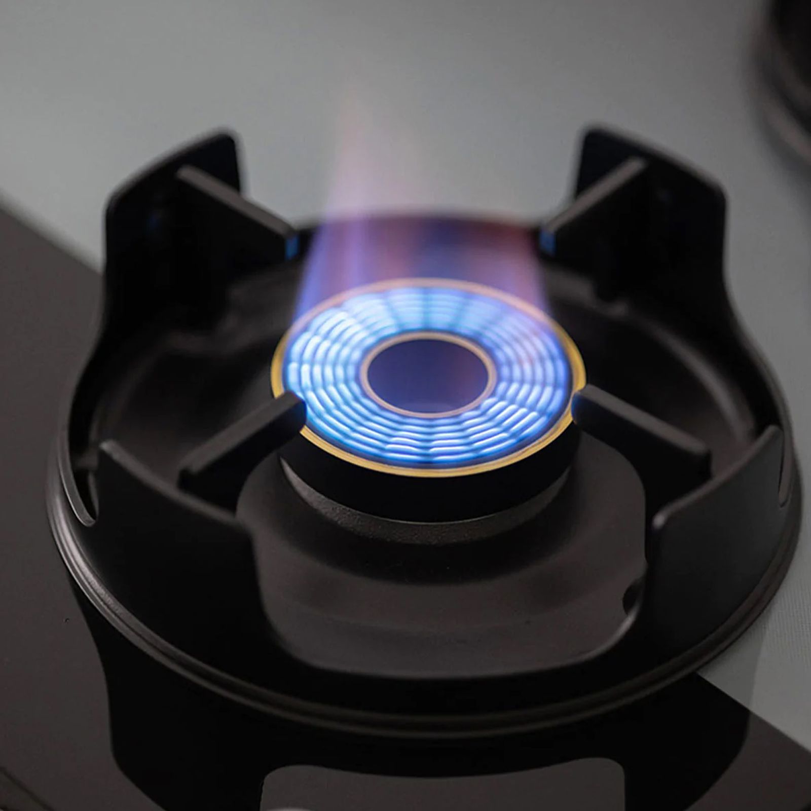 Blowhot Sapphire Toughened Glass Top 4 Burner Manual Gas Stove (ISI Certified, Black)_4