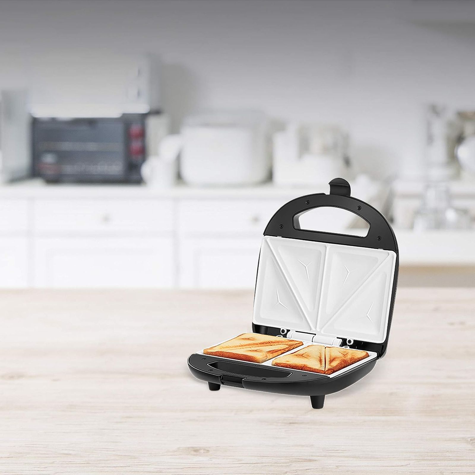 KENT 700W 4 Slice Sandwich Maker with Automatic Temperature Cut Off (Black & Metallic Silver)_4