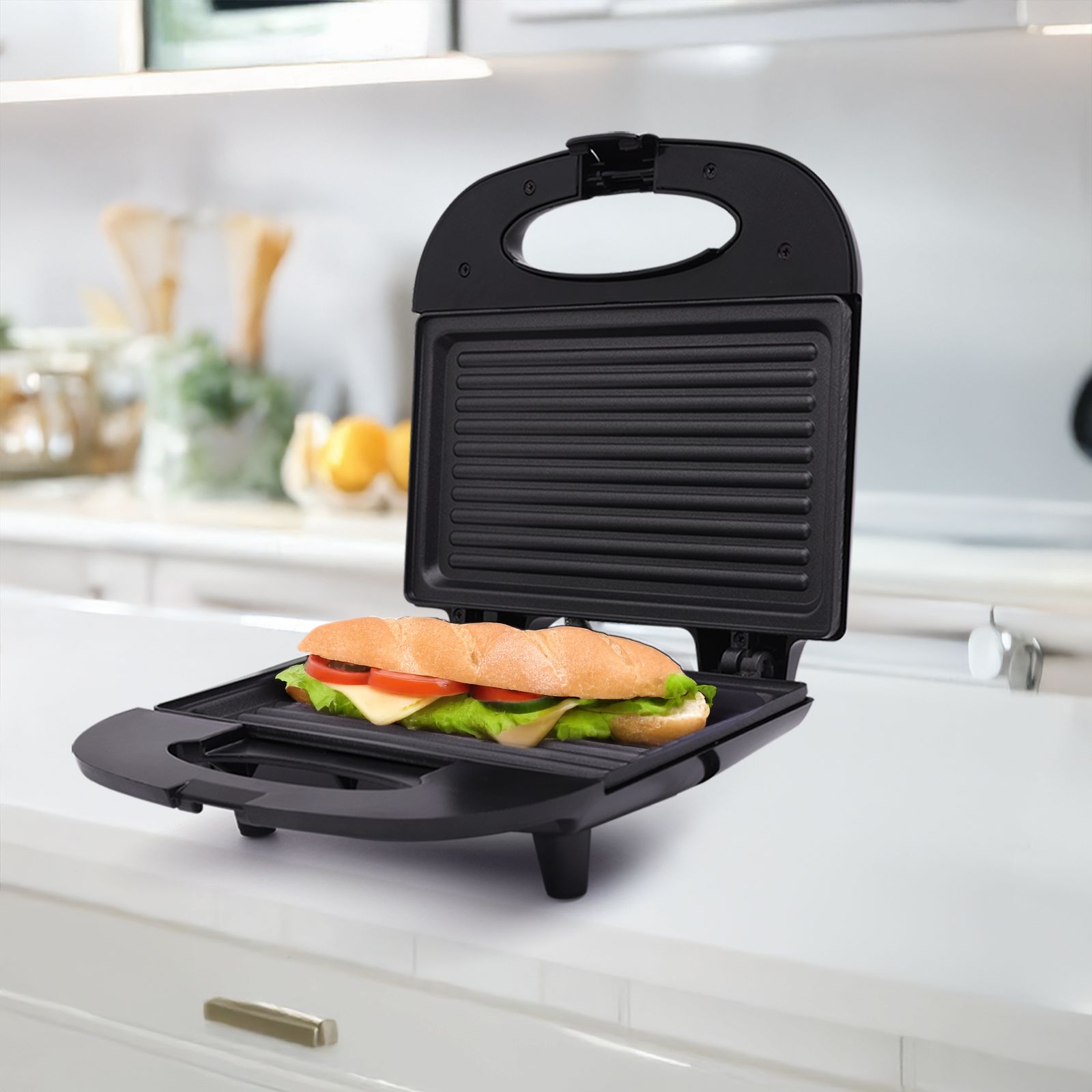 Croma 750W 2 Slice Sandwich Maker with Thermostatically Controlled Heating Element (Black) Croma 750W 2 Slice Sandwich Maker with Thermostatically Controlled Heating Element (Black)_4