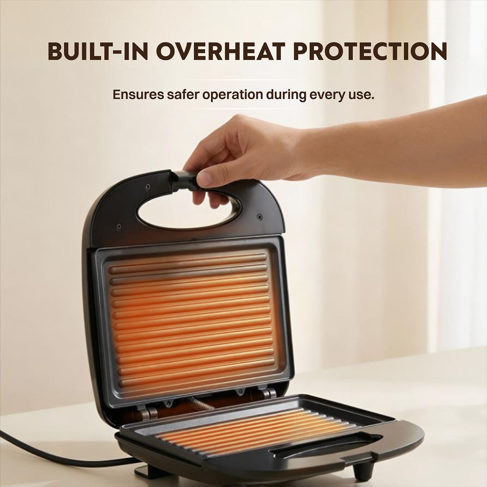 Croma 750W 2 Slice Sandwich Maker with Thermostatically Controlled Heating Element (Black)_6