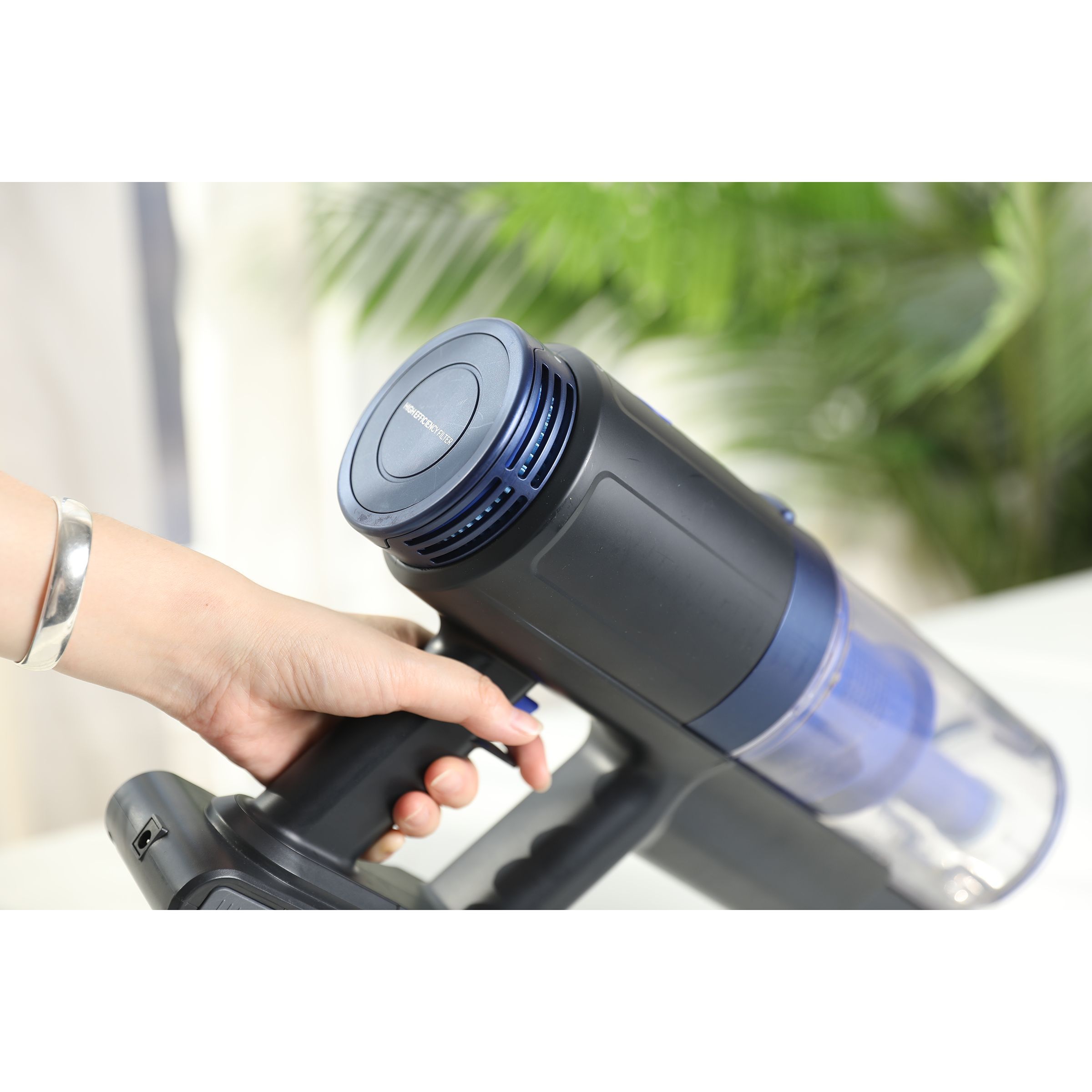 eufy HomeVac S11 Go Dry Vacuum Cleaner (0.65 Litres, T2501, Blue)_9