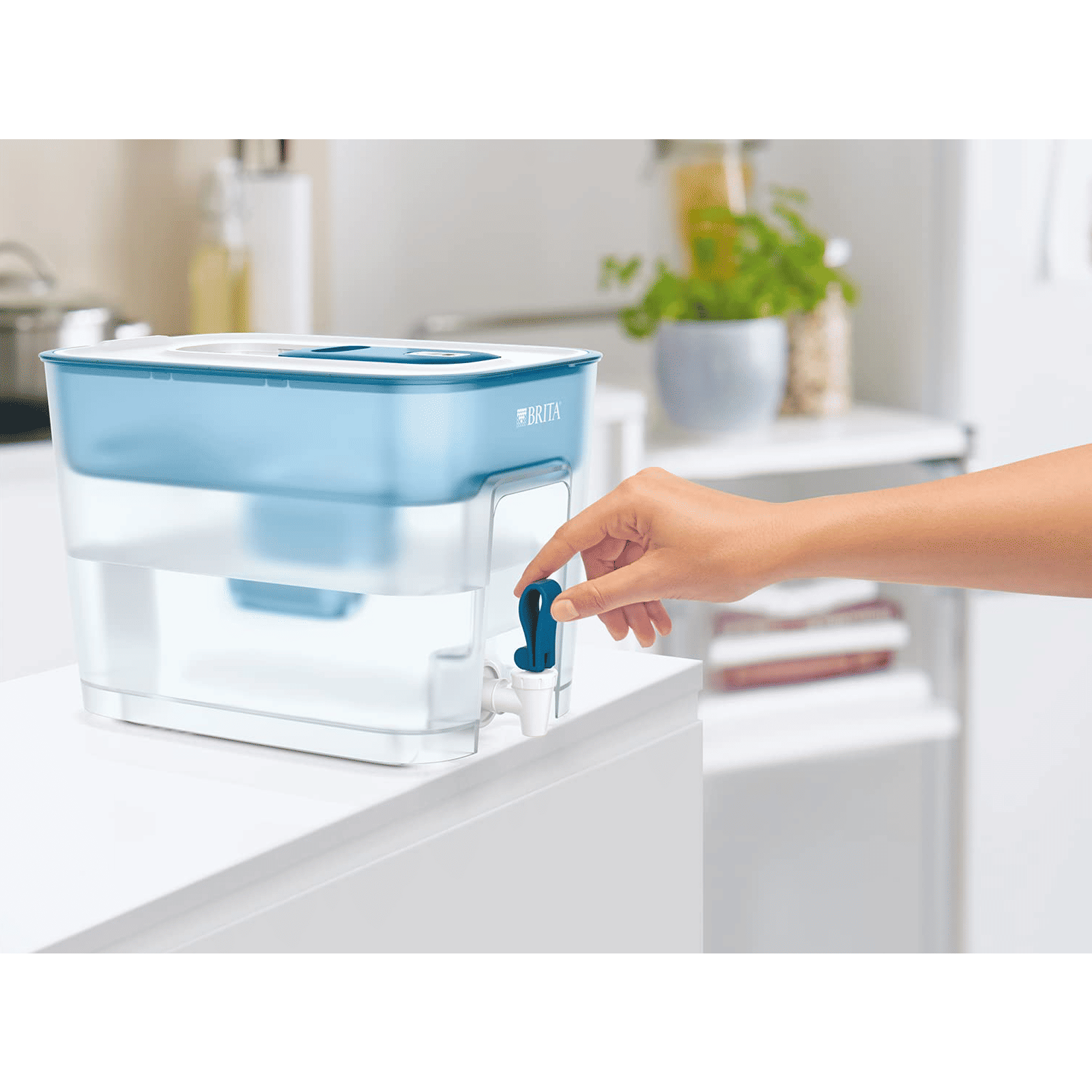 BRITA Flow 8.2L Gravity Based Water Purifier with MicroFlow Technology (Blue)_4