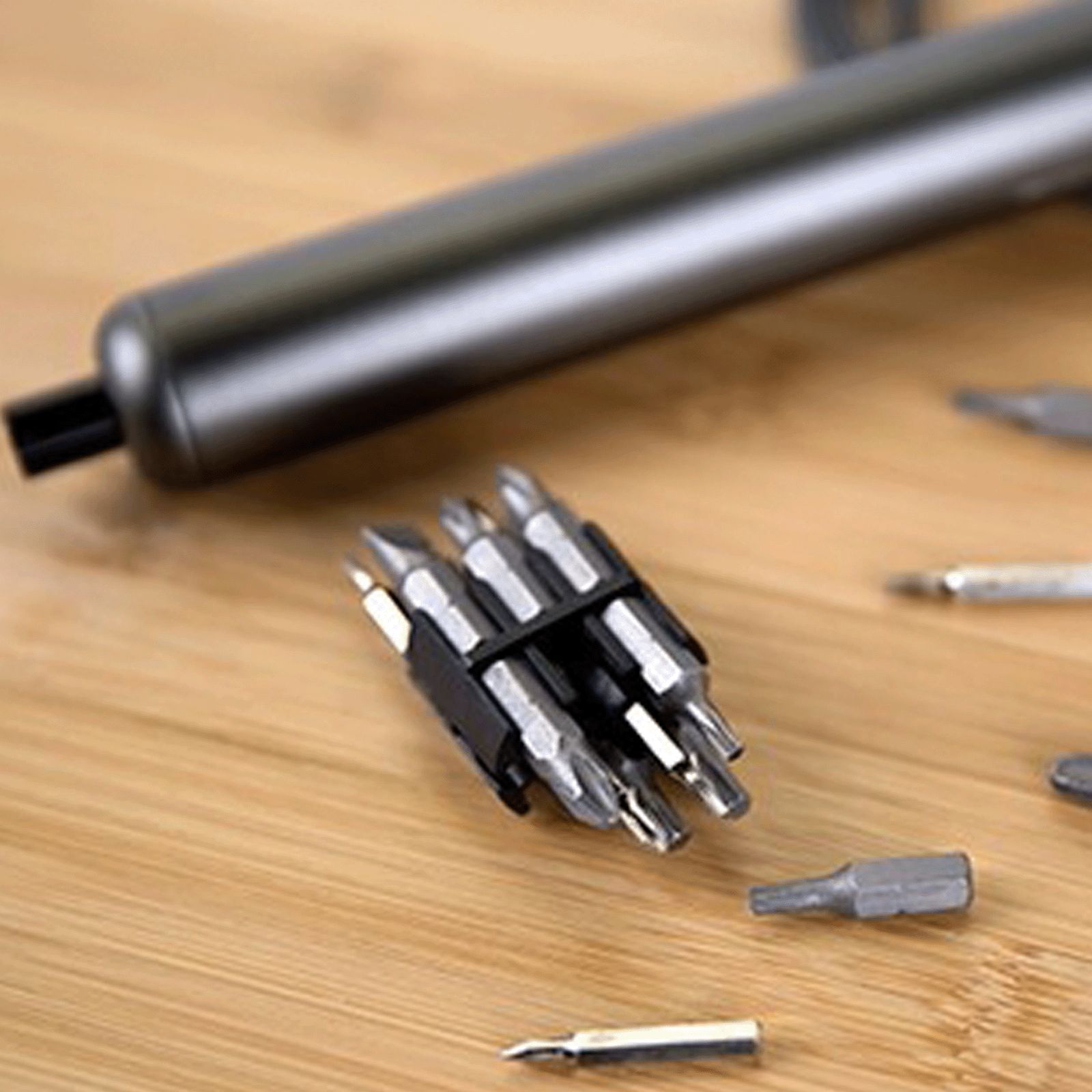 DesignNest ElectricRecharge 4.48 Amps Electric Screwdriver (19 Screw Bits, 10944GY/SDECRC, Grey)_5