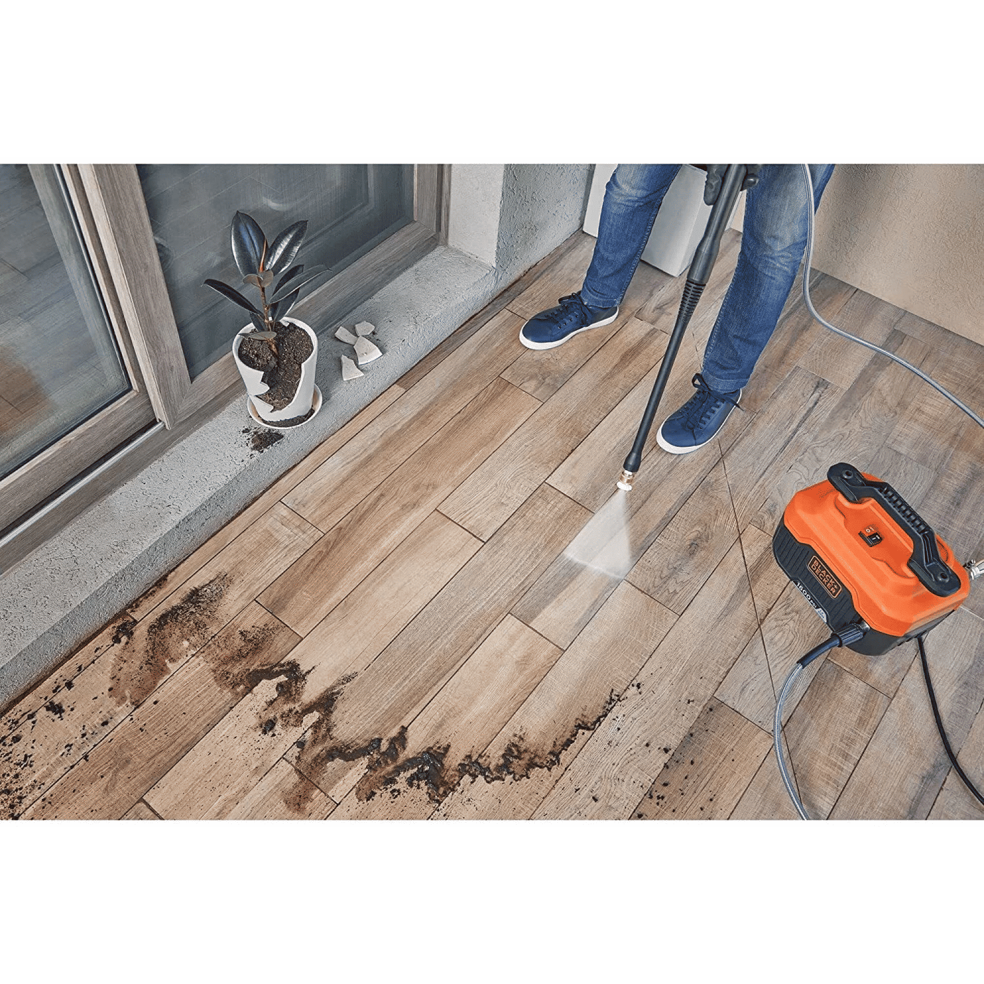 BLACK+DECKER Car Washer (Spray to Pencil Nozzle, BEPW1600-IN, Red and Black)_3